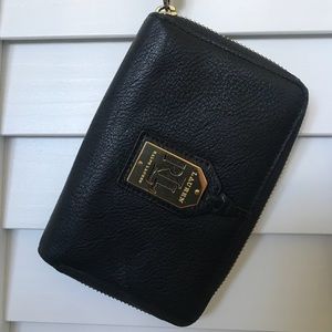 Wristlet, Wallet